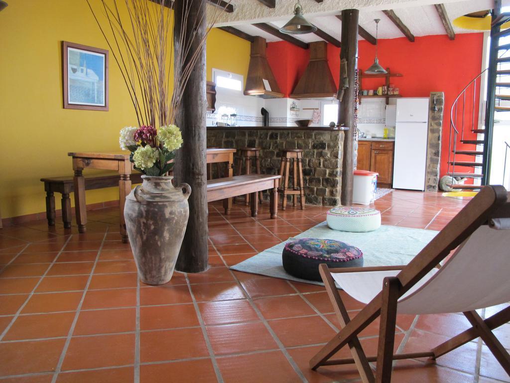 Bisbis House Guest House Porto Moniz Ngoại thất bức ảnh