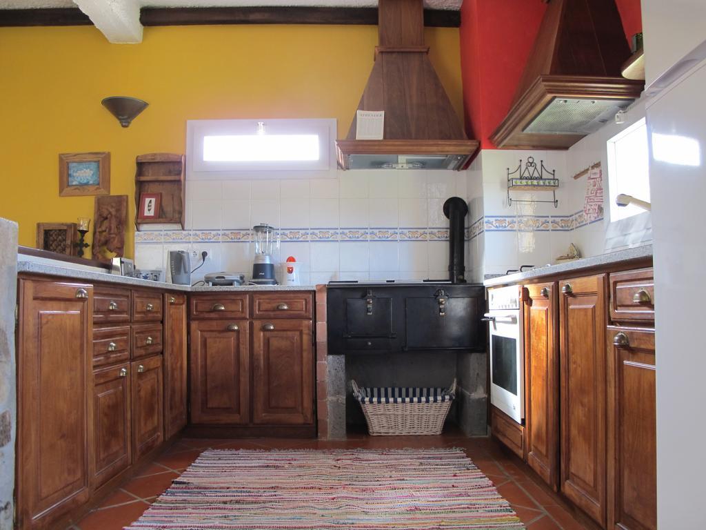 Bisbis House Guest House Porto Moniz Ngoại thất bức ảnh